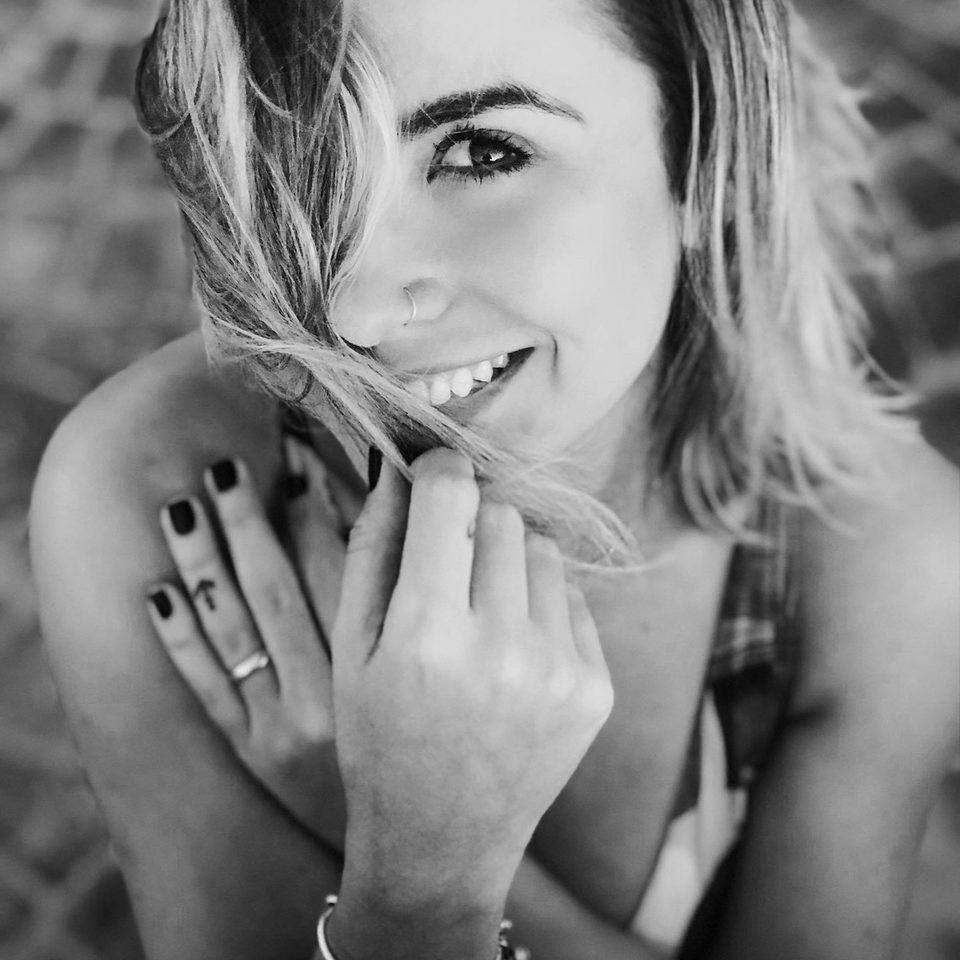 Fernanda Suhett - RJ Fernanda Suhett - RJ